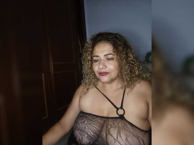 majobarraza live cam on BongaCams