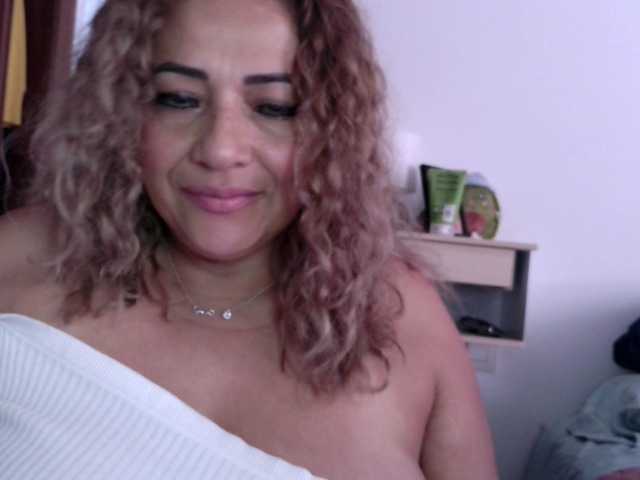 majobarraza live cam on BongaCams