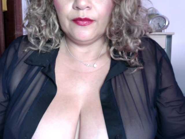 majobarraza live cam on BongaCams