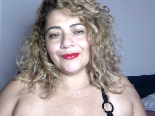 majobarraza live cam on BongaCams