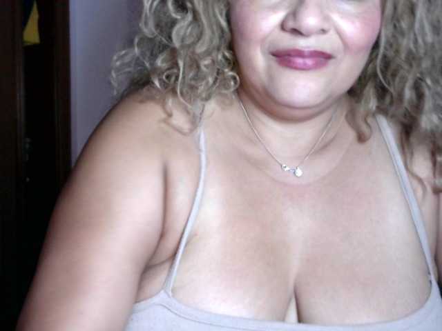 majobarraza Live Cam and Statistics on UnifiedCams