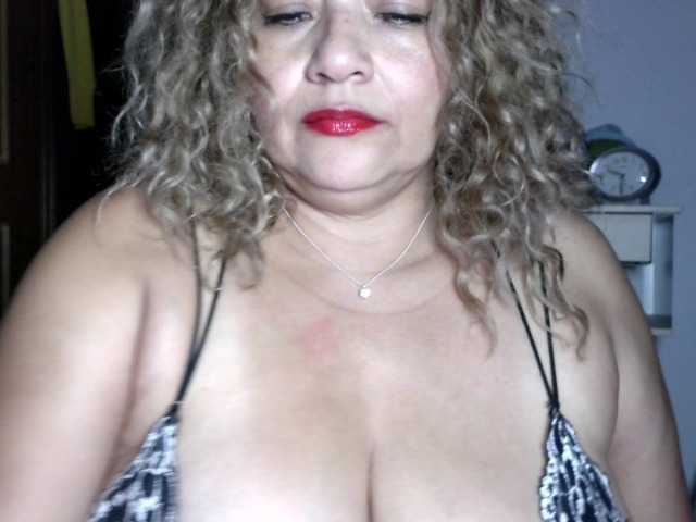 majobarraza live cam on BongaCams