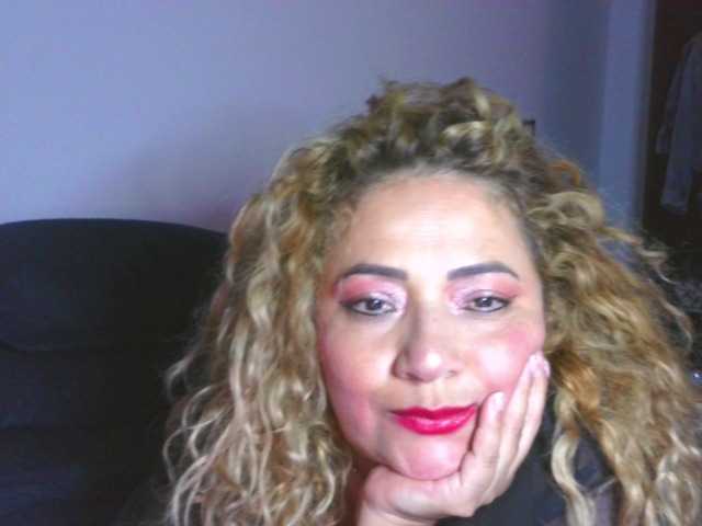 majobarraza's BongaCams show and profile