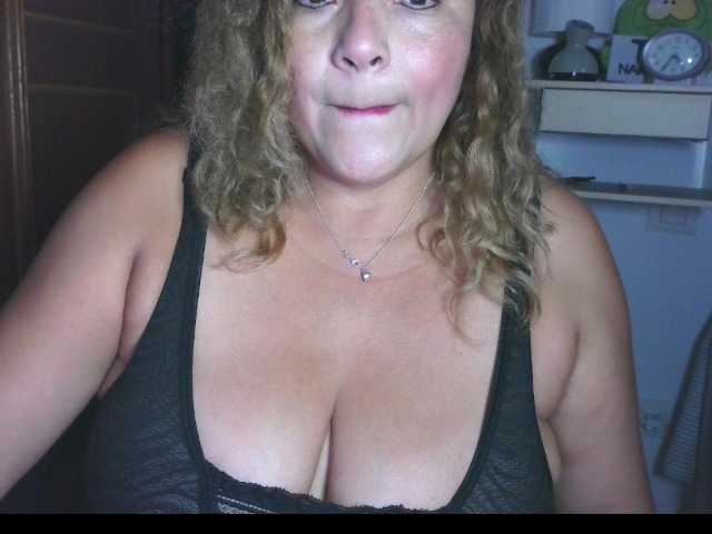 majobarraza live cam on BongaCams