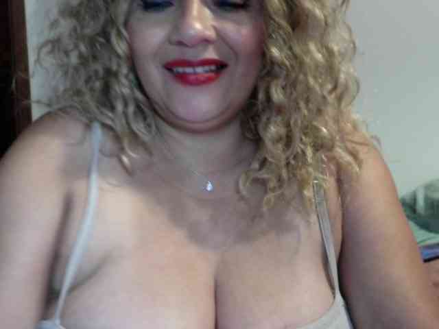 majobarraza Live Webcam on BongaCams
