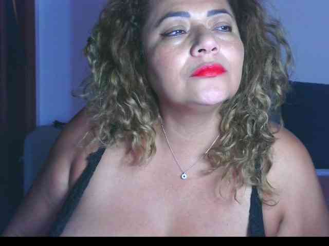 Modella: majobarraza