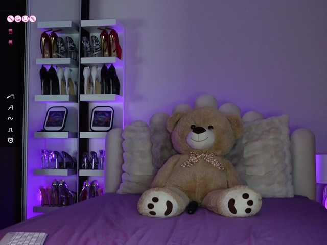 AngelaMyst live cam on BongaCams