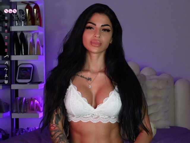 AngelaMyst live cam on BongaCams