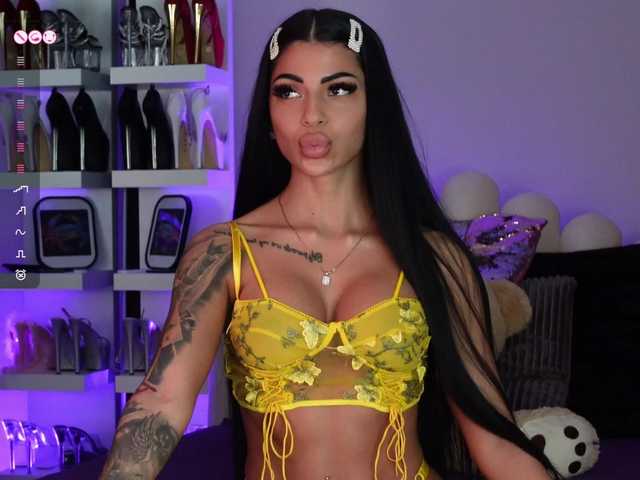 AngelaMyst's BongaCams show and profile