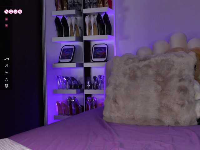 AngelaMyst live cam on BongaCams