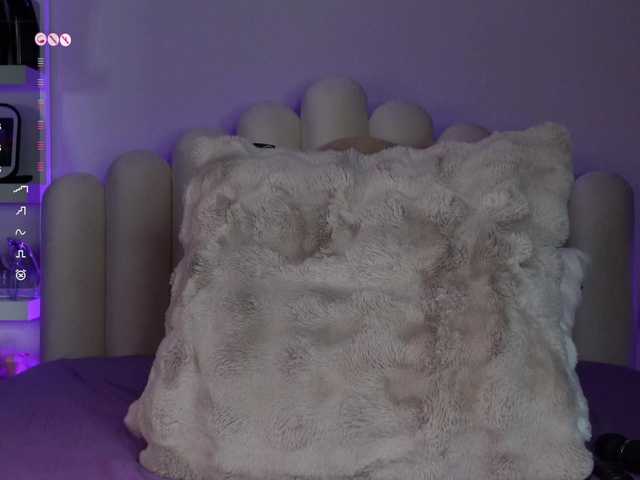AngelaMyst live webcam show