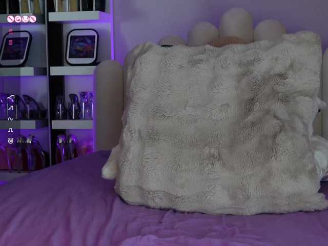 AngelaMyst live cam on BongaCams