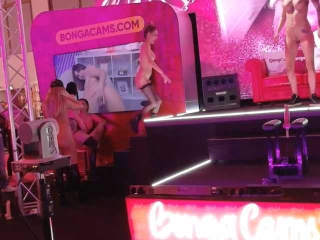 AngelaMyst live cam on BongaCams