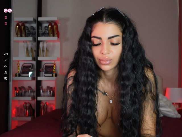 go to chat with AngelaMyst