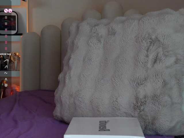 AngelaMyst live cam on BongaCams