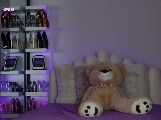 AngelaMyst live cam on BongaCams