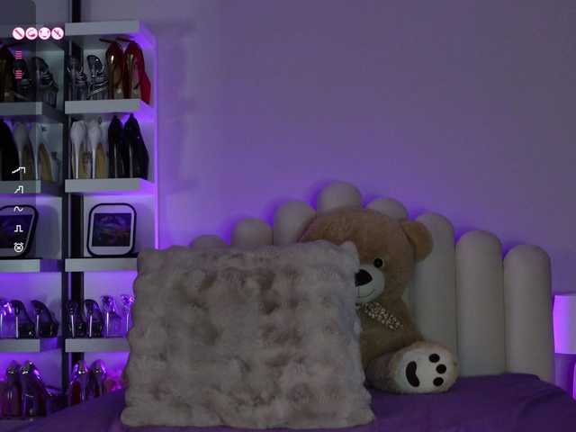 go to chat with AngelaMyst