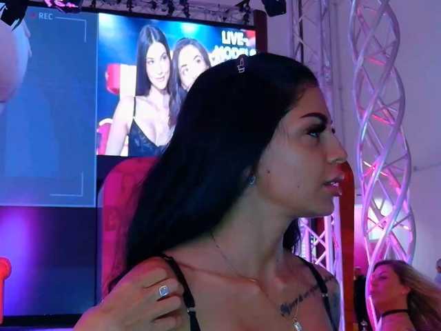 AngelaMyst live cam on BongaCams