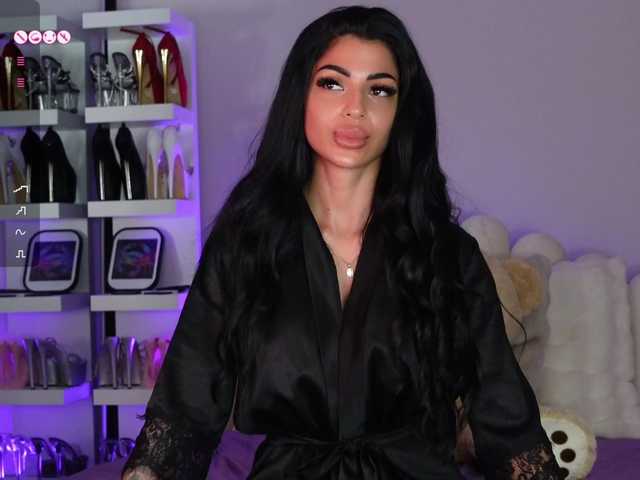 go to chat with AngelaMyst