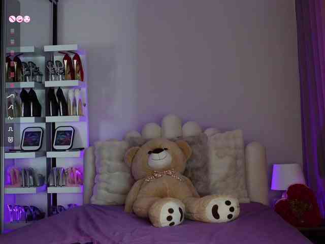 AngelaMyst webcam