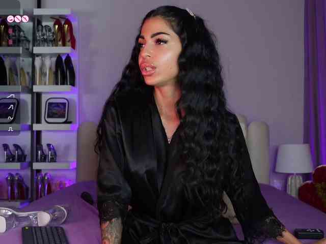 AngelaMyst webcam