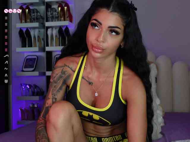 AngelaMyst webcam
