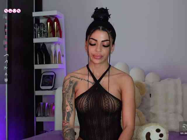 AngelaMyst webcam