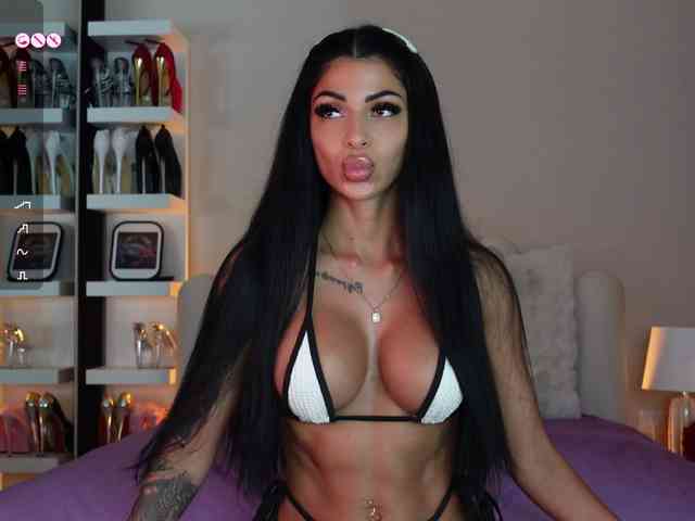AngelaMyst webcam