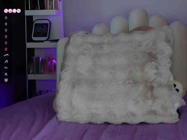 AngelaMyst webcam