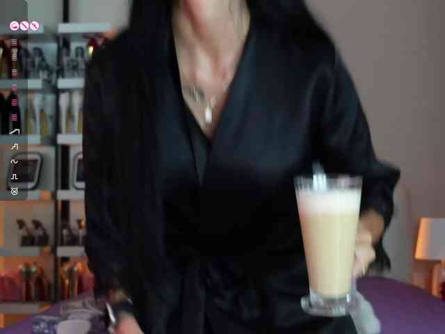 AngelaMyst webcam