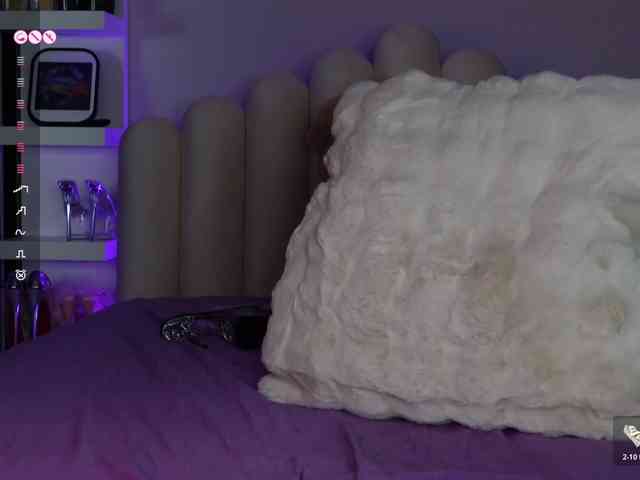 AngelaMyst webcam