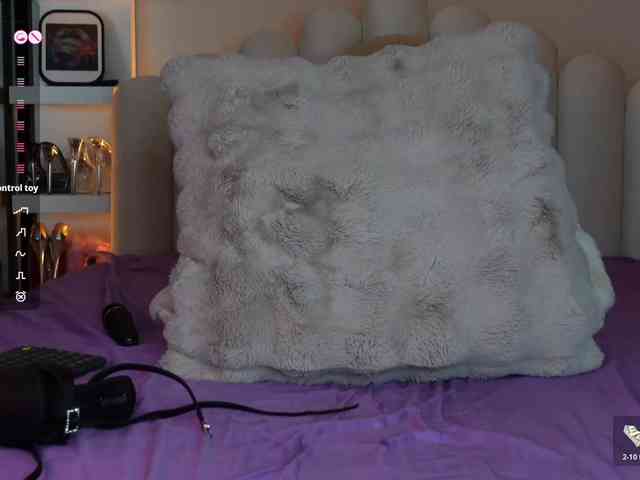 AngelaMyst webcam