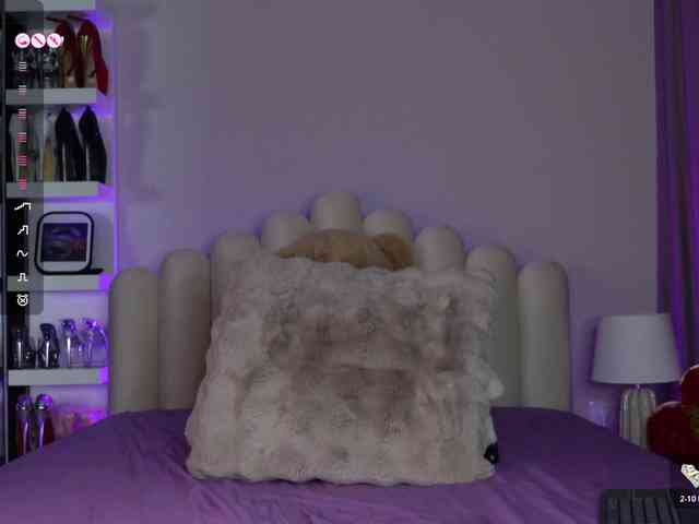 AngelaMyst webcam