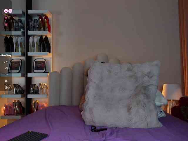 AngelaMyst webcam