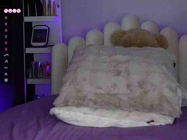 AngelaMyst webcam