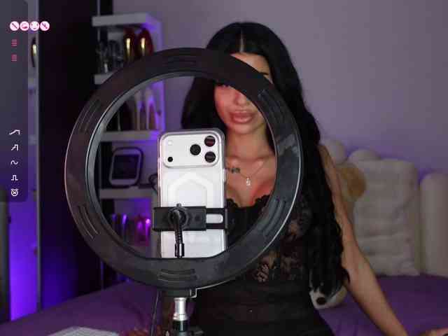 AngelaMyst webcam