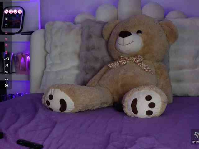 AngelaMyst webcam