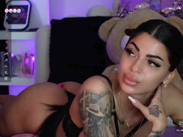 AngelaMyst webcam