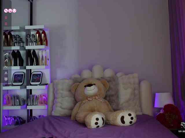 AngelaMyst webcam