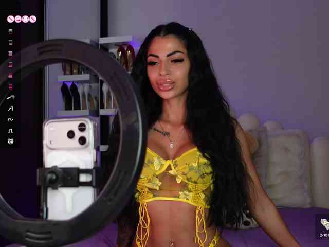 AngelaMyst webcam