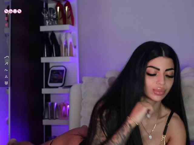 AngelaMyst webcam