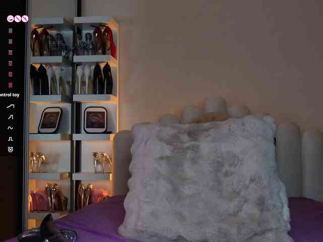 AngelaMyst webcam