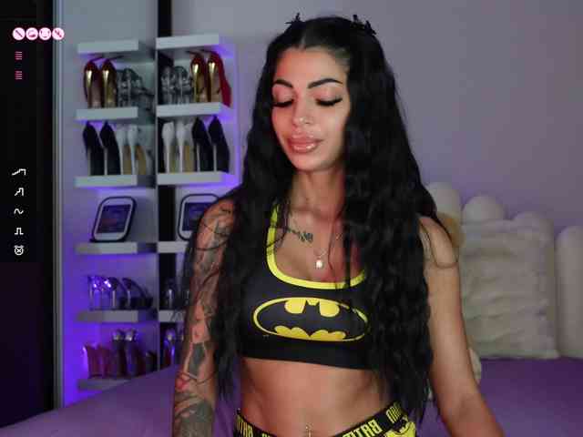 AngelaMyst webcam