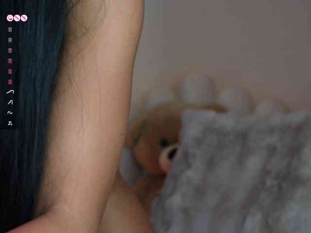 AngelaMyst webcam