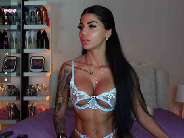 AngelaMyst webcam