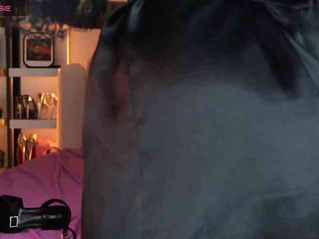 AngelaMyst webcam