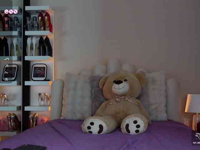 AngelaMyst webcam