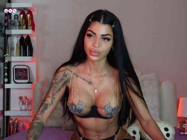 Model: AngelaMyst
