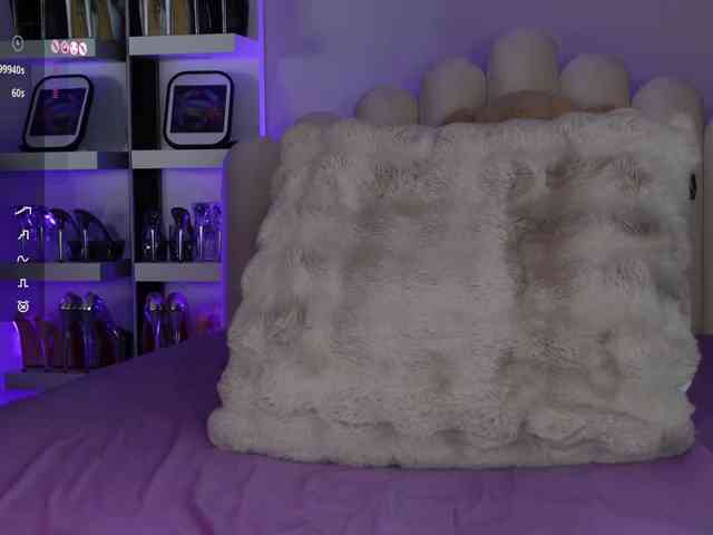 AngelaMyst webcam