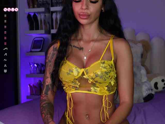 AngelaMyst Sex Cam Show